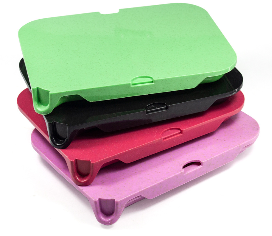 Plastic rolling tray